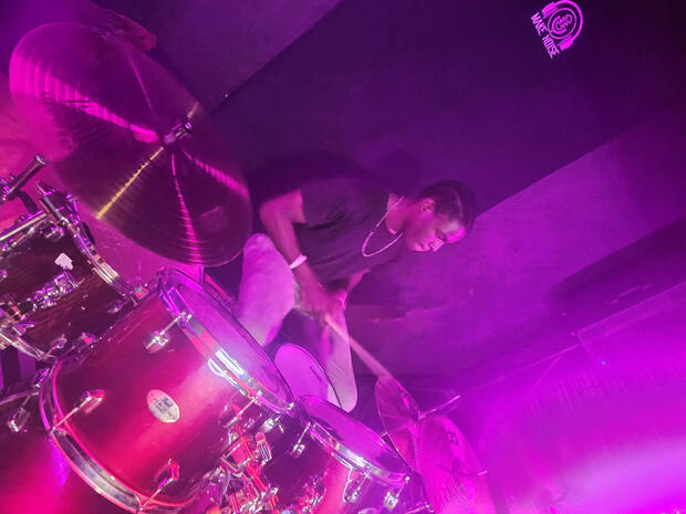 WizzyStar – UK rapper, singer, producer & drummer WizzyStar UK rapper, singer, drummer and producer official artist photo