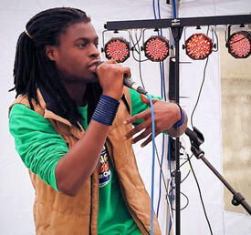 WizzyStar – UK rapper, singer, producer & drummer WizzyStar UK rapper, singer, drummer and producer official artist photo